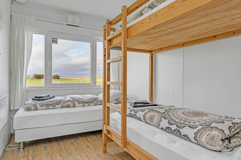 Hotel Vatnsholt - Guest House
