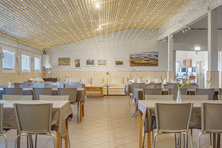 Hotel Vatnsholt - Guest House