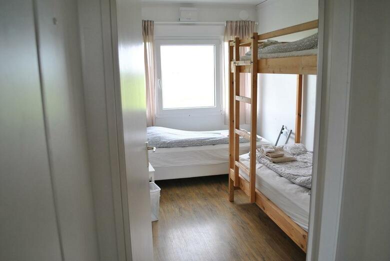 Hotel Vatnsholt - Guest House