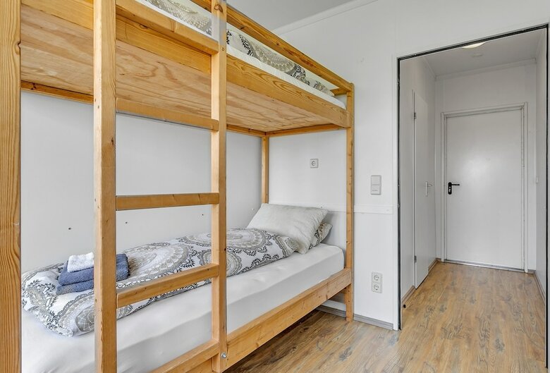 Hotel Vatnsholt - Guest House