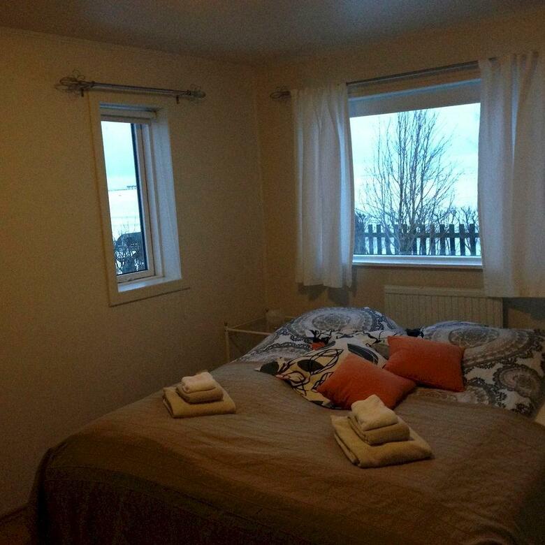 Hotel Vatnsholt - Guest House