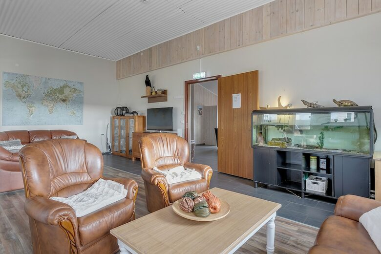 Hotel Vatnsholt - Guest House