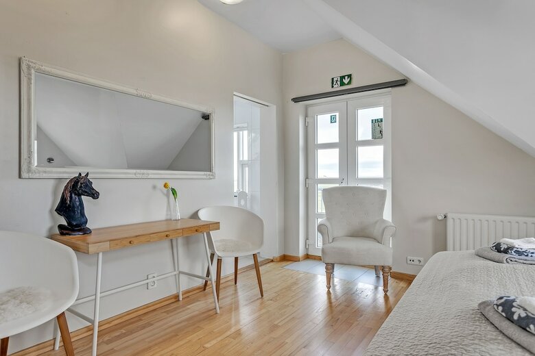 Hotel Vatnsholt - Guest House