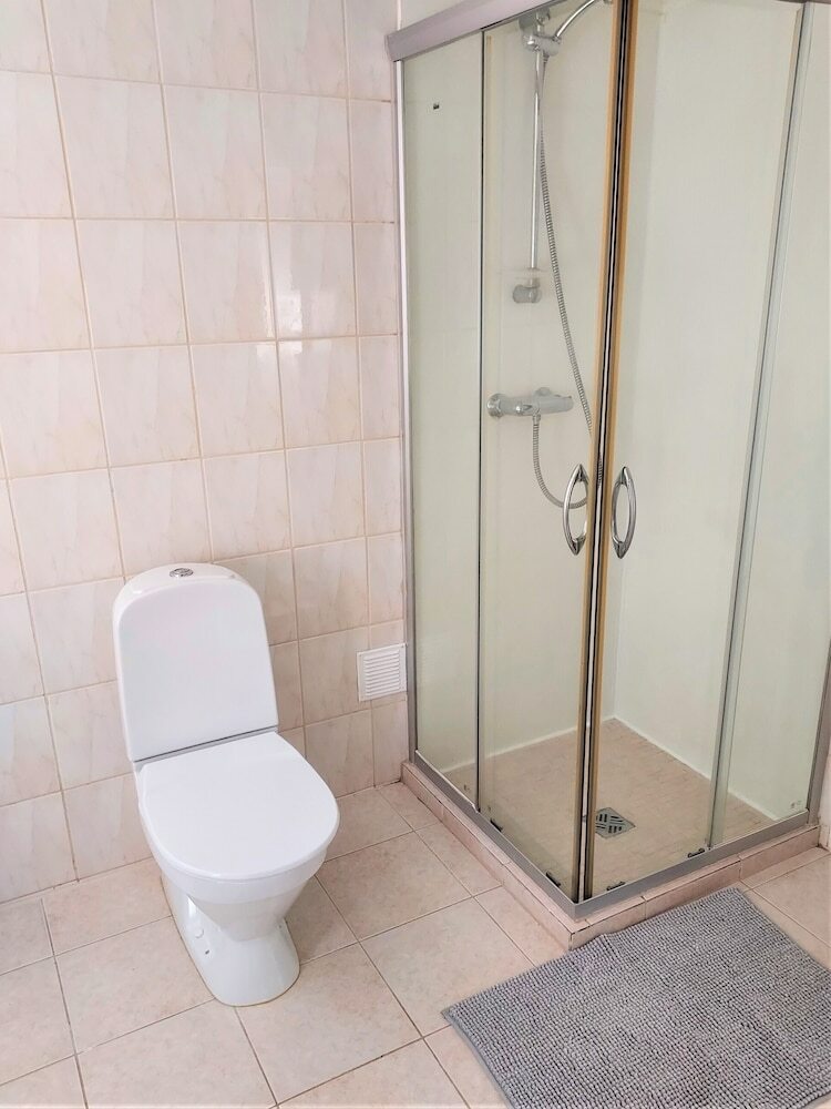 Hotel Vatnsholt - Guest House