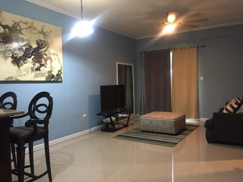 Apartamentos Barri Vacation Home