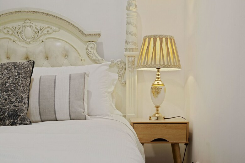 Homehotel Cozy Duplex In Serene Suburb