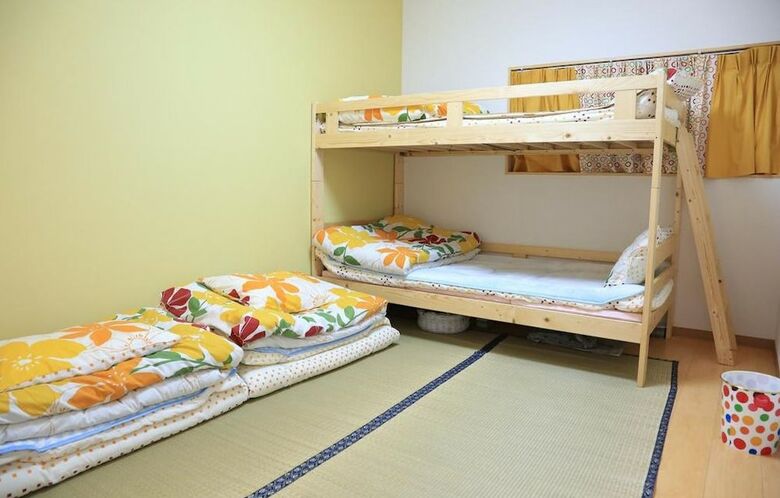 Hostal Guesthouse Hoshinoarashi - Hostel