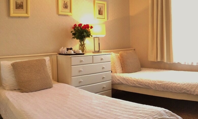 Bed & Breakfast Carena Guest House Ltd