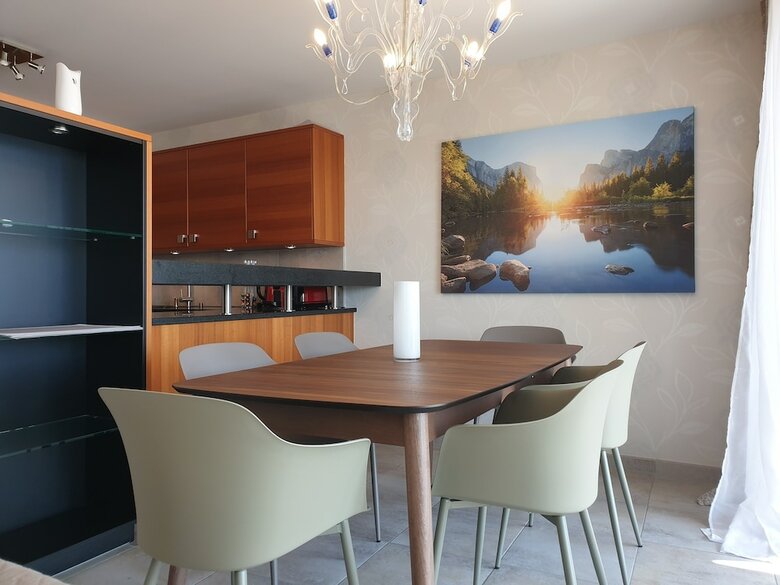 Montreux Lux 3 Bedroom Apartment