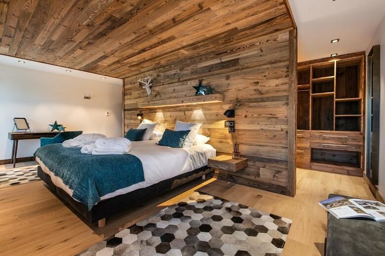 Canyon Lodge