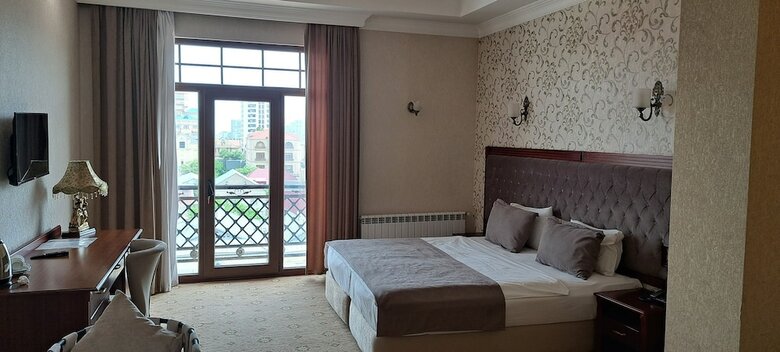 Capitol Hotel