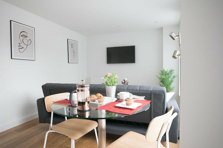 Aparthotel Moonside - Stunning Angel Apartments