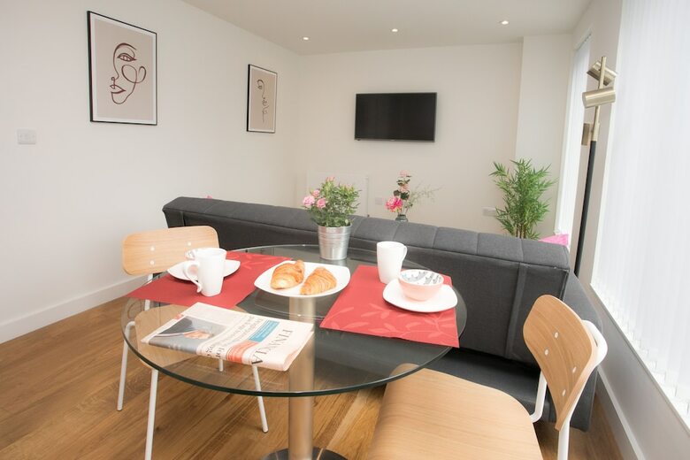 Aparthotel Moonside - Stunning Angel Apartments