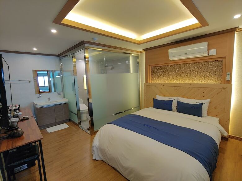 Hotel Sky