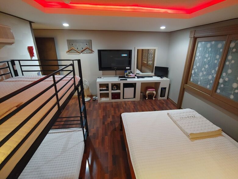 Hotel Sky