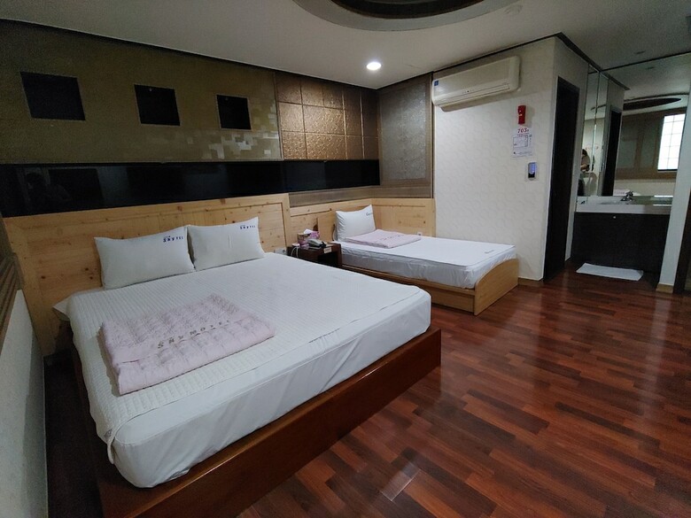 Hotel Sky