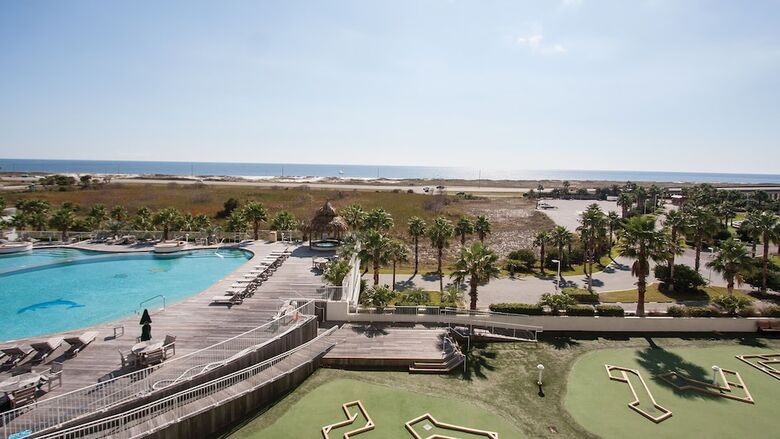 Coastal Condo With Serene Beach Views - Unit Crc0511