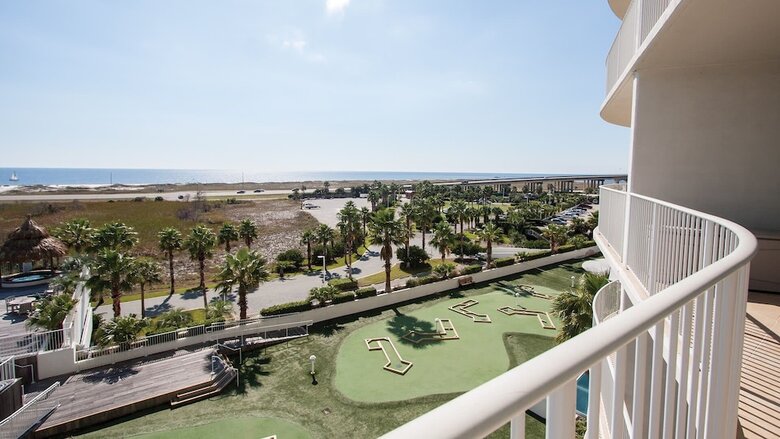 Coastal Condo With Serene Beach Views - Unit Crc0511