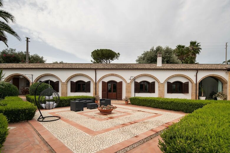 Villa Le Dimore Reali Di Umberto