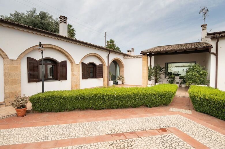 Villa Le Dimore Reali Di Umberto