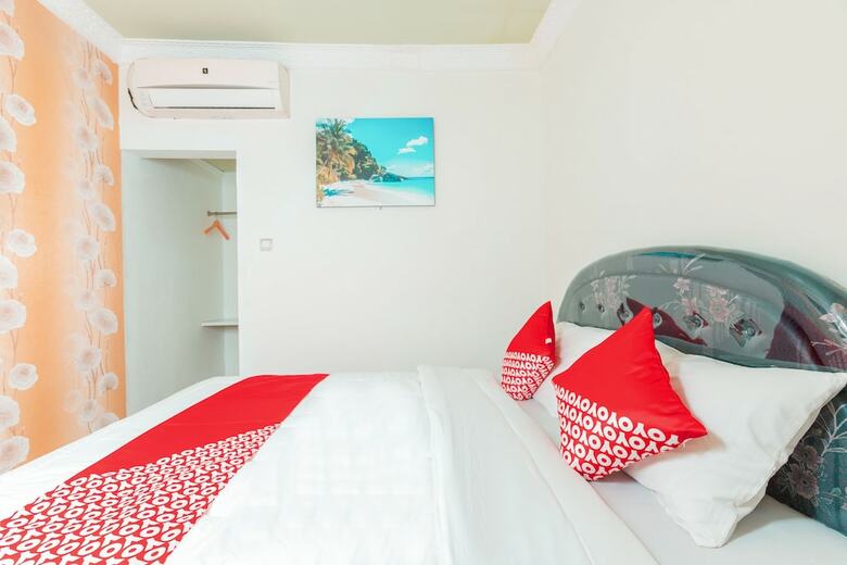 Hostal Oyo 1319 Griya Si Doel