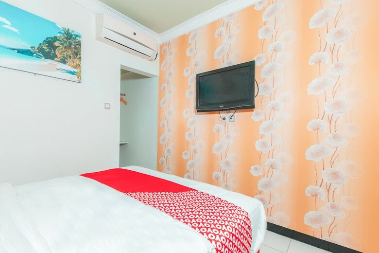 Hostal Oyo 1319 Griya Si Doel