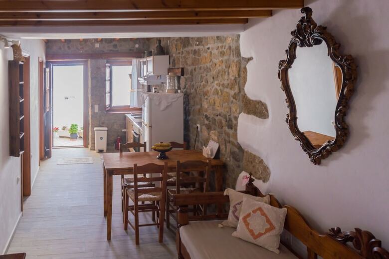 Manos House In Chora