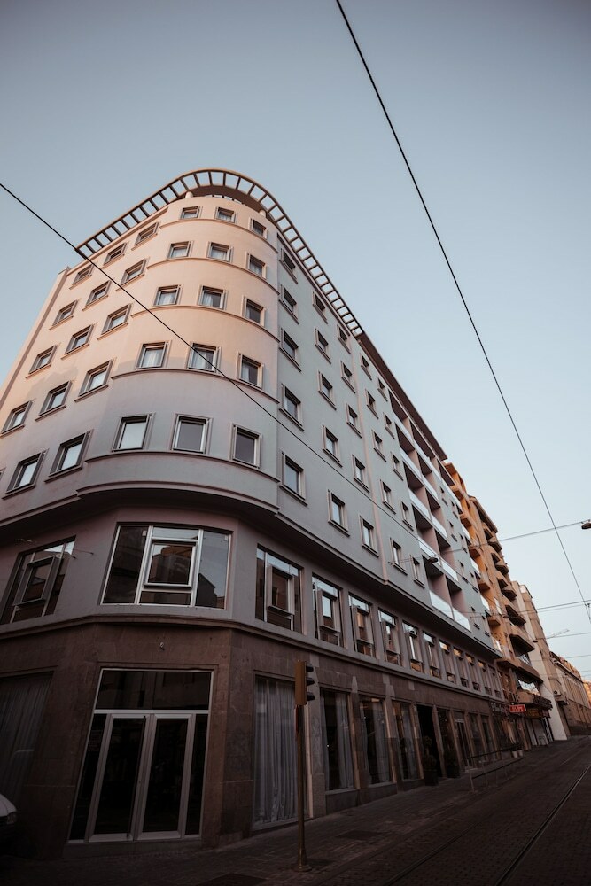 Urban Anaga Hotel