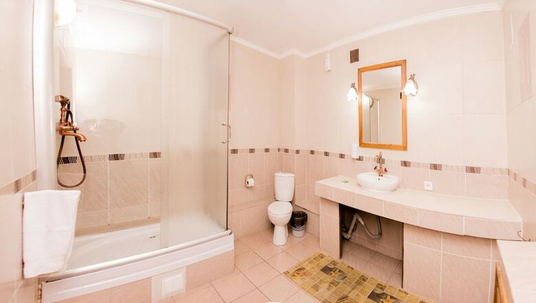Hotel Gostinyi Dvor Galirad