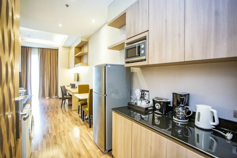 Aparthotel V Residence Serviced Apartment
