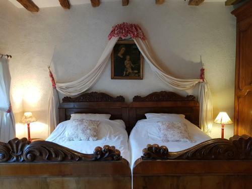 Chateau De Salvert - Gites