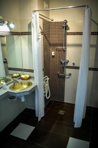 Hotel Logis Le Gardon