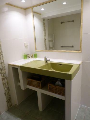 Bed & Breakfast Villa Theba�de Chambres D'h�tes