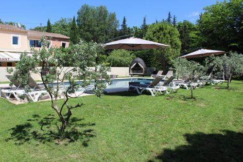 Hotel Logis Le Mas Du Colombier