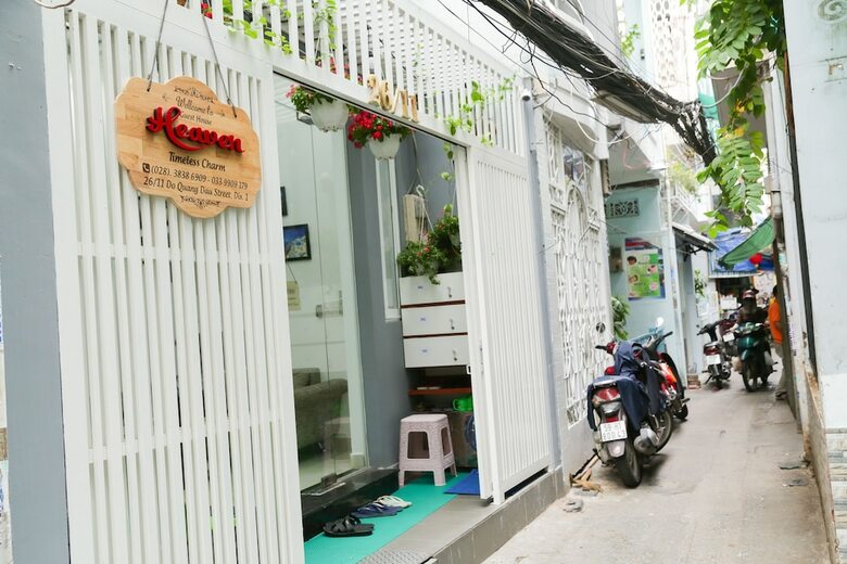 Hotel Heaven Guest House