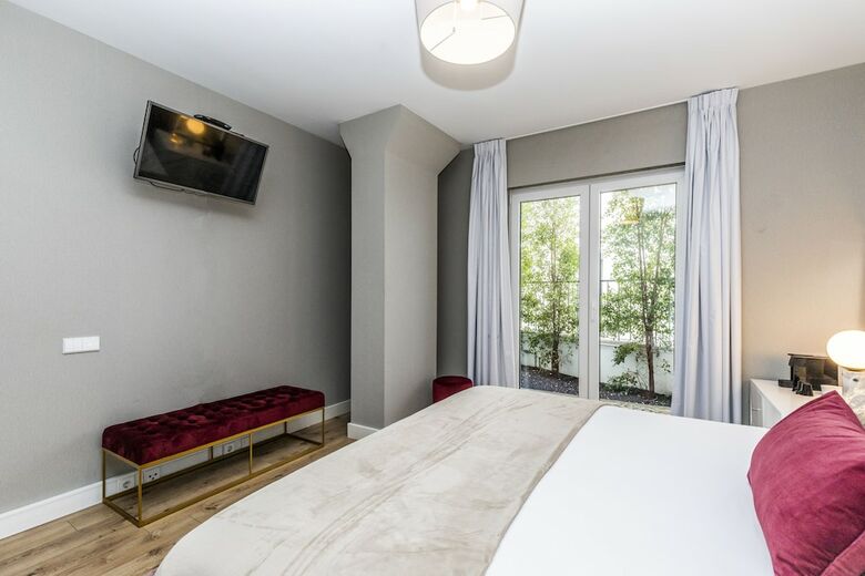 Hotel Gloria Suites By Lx Way