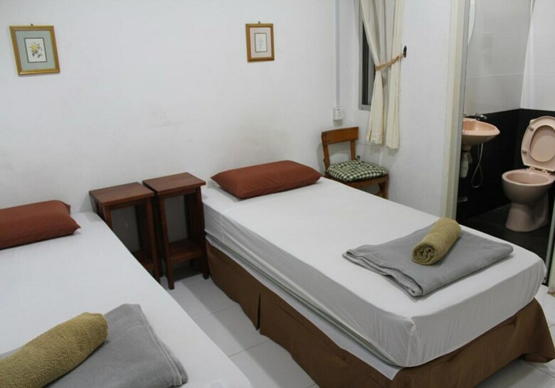 Hotel Emma Guest House