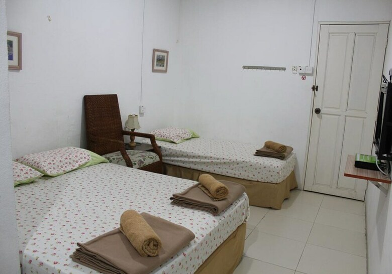 Hotel Emma Guest House