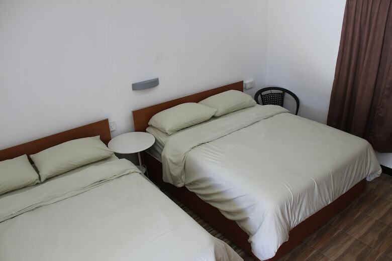 Hotel Emma Guest House