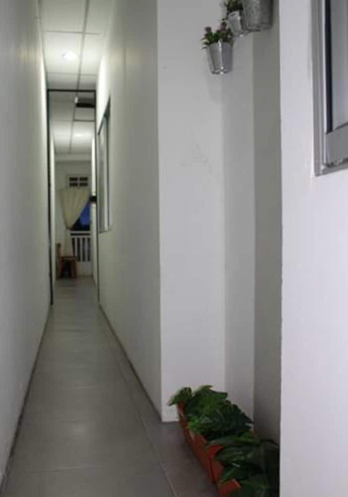 Hotel Emma Guest House