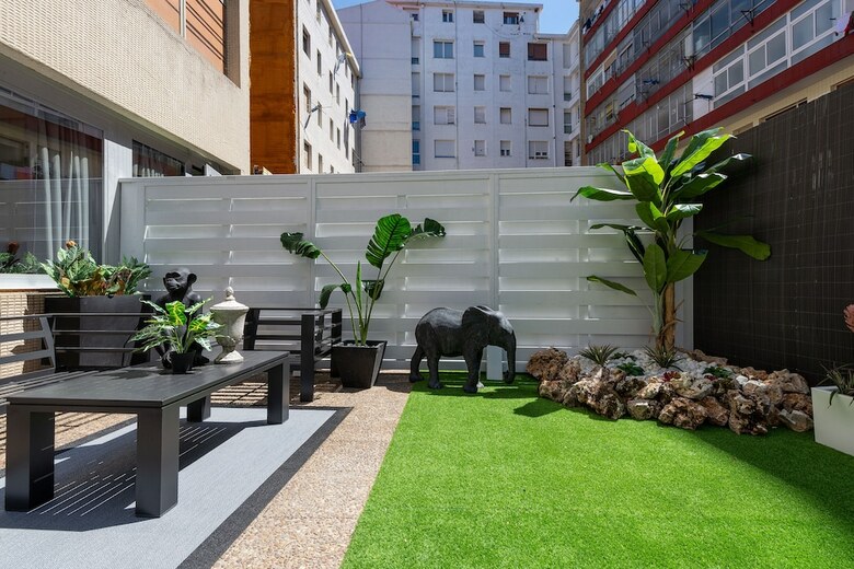 Bilbao Metropolitan Apartments By Urban Hosts