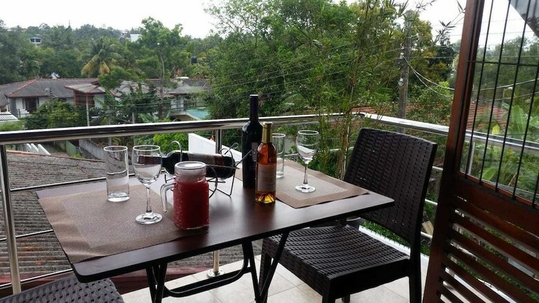 Hotel Ayansa Villa