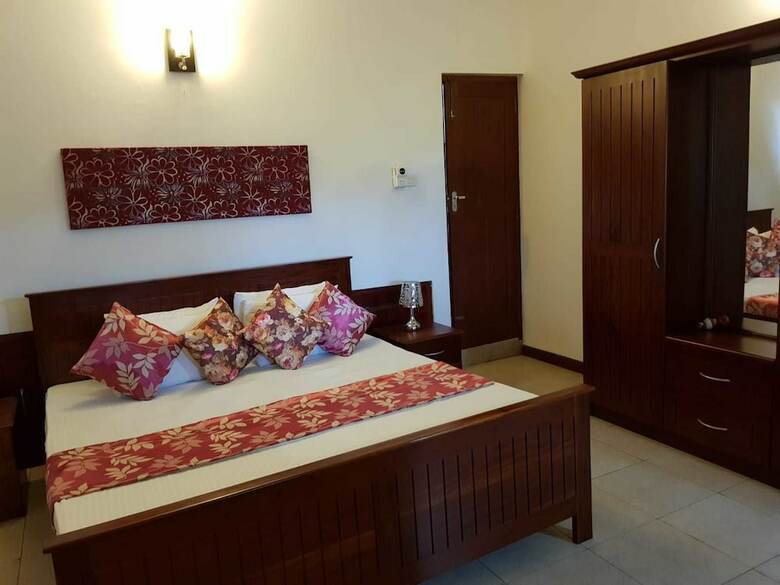 Hotel Ayansa Villa