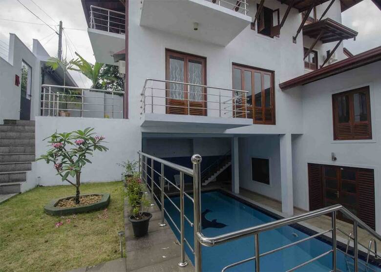 Hotel Ayansa Villa