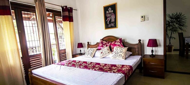 Hotel Ayansa Villa