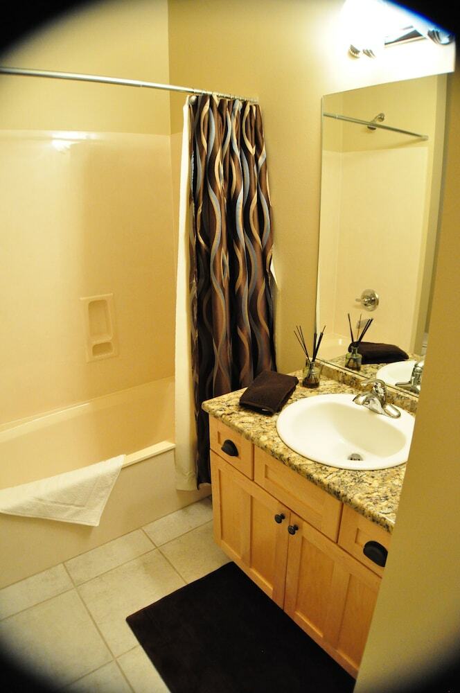 Hotel 30-a Suites