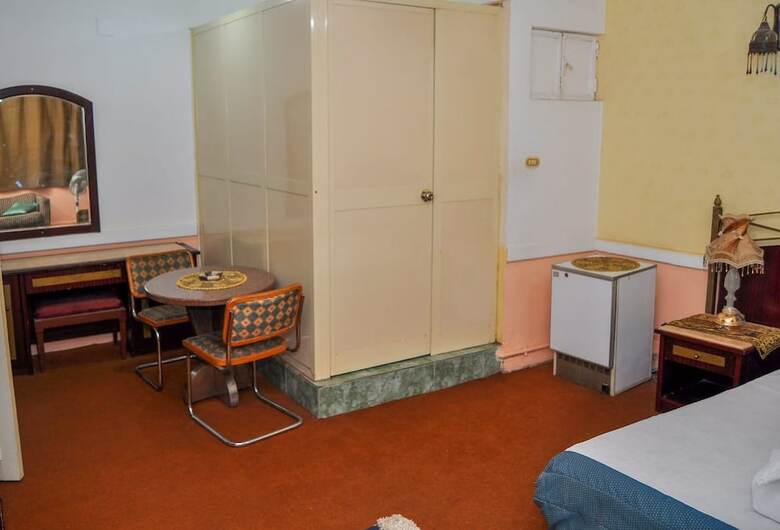 New Sara Inn Hotel