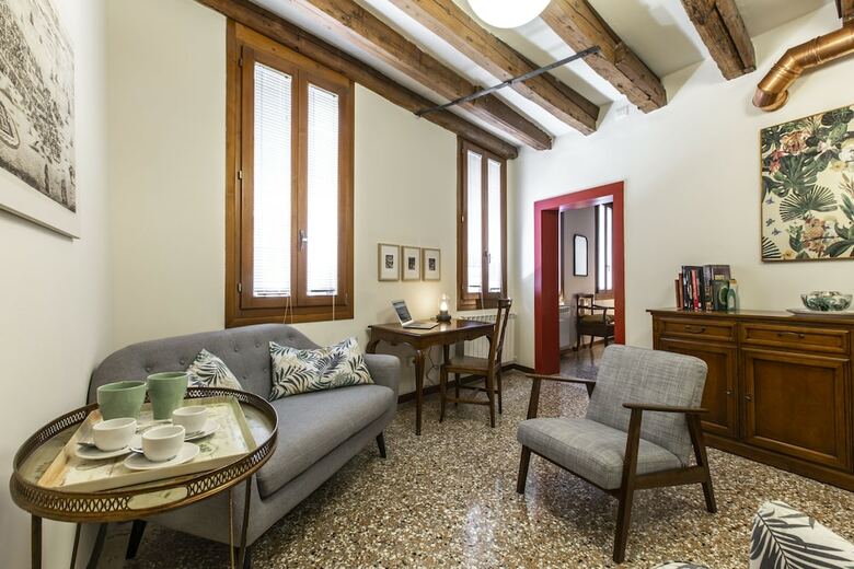 Riva de Biasio Charming Apartment R&r