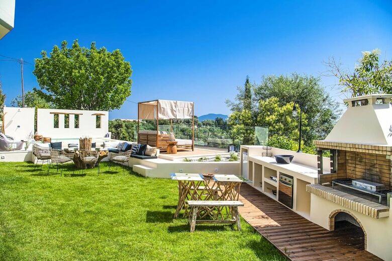 Villa Pandora