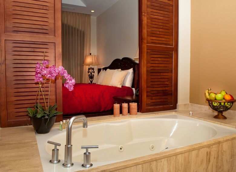 Ocean View Luxury Condo At Reserva Conchal A6